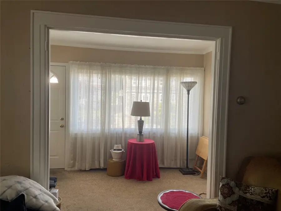 43-17 248th Street, Little Neck, NY 11363 - Image #3