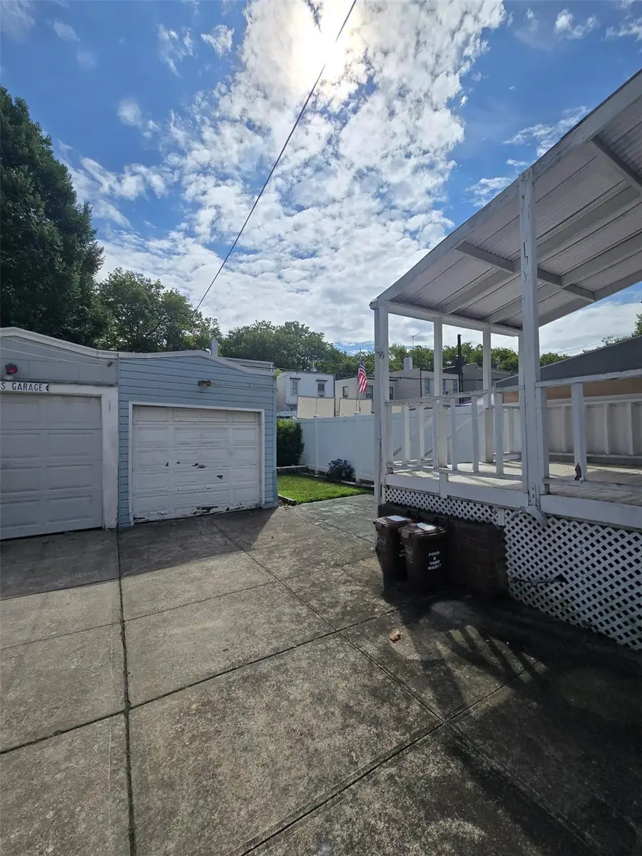 7733 79th Street, Glendale, NY 11385 - Image #3