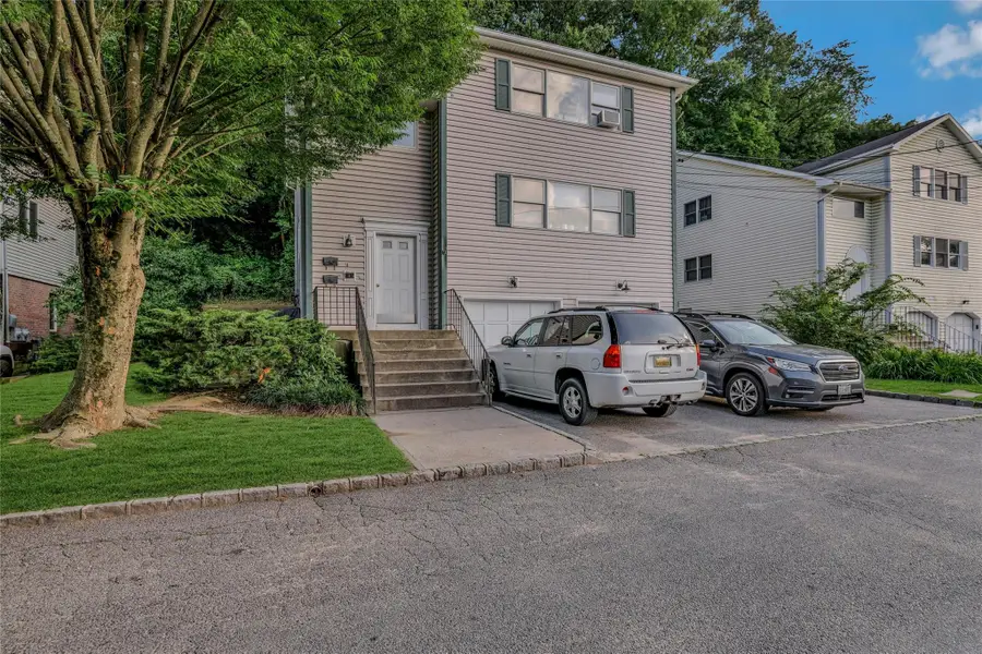 14 Long Branch Road, Glen Cove, NY 11542 - Image #2