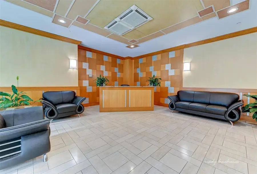 116-24 Grosvenor Lane #8D, Kew Gardens, NY 11415 - Image #3