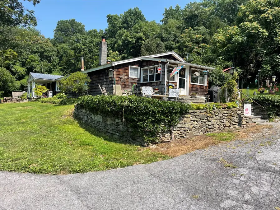 5 Douglas Drive, Wappingers Falls, NY 12590 - Image #2