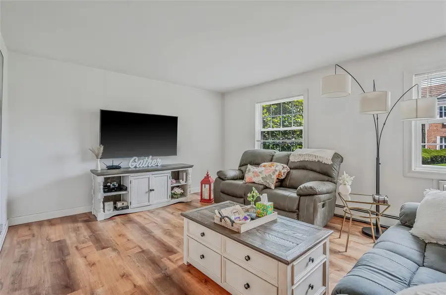 460 Old Town #8H, East Setauket, NY 11776 - Image #2