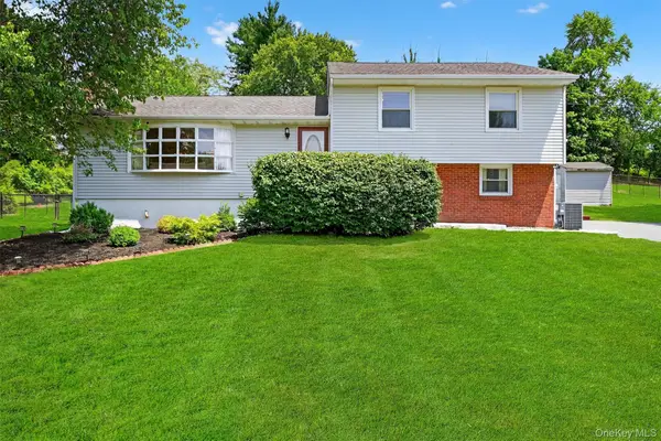 5 Verplanck Avenue, Hopewell Junction, NY 12533