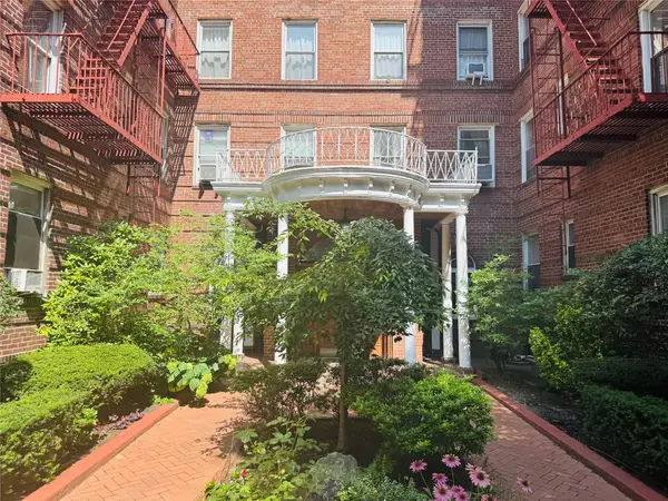 111-39 76 Road #D1, Forest Hills, NY 11375