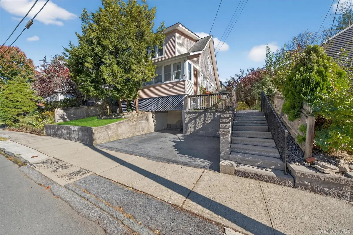 15 Commonwealth Avenue, Middletown, NY 10940 - Image #1