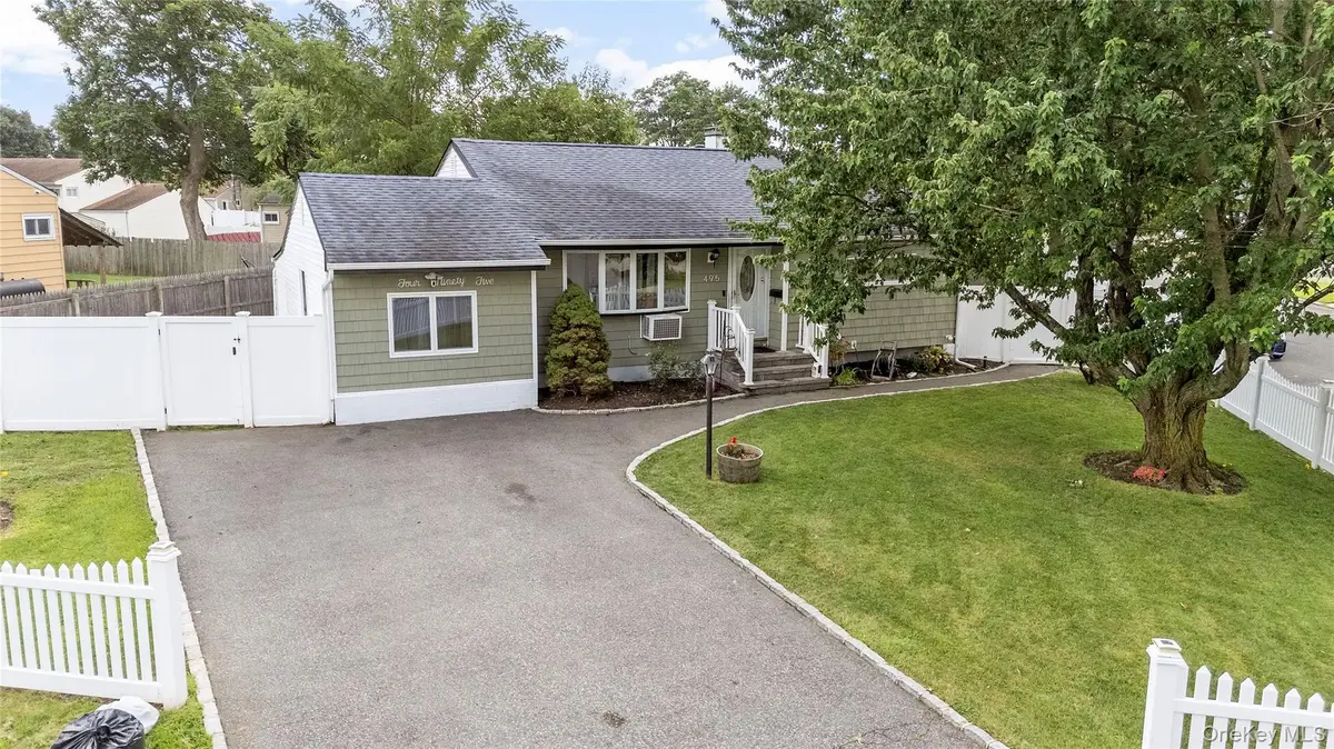 495 Jefferson Avenue, Brentwood, NY 11717 - Image #1