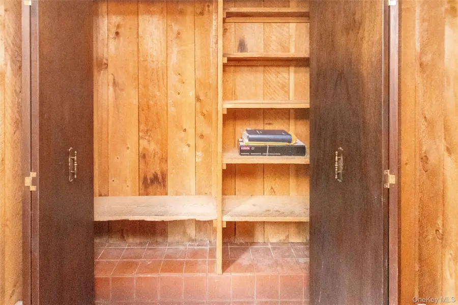 105 Jarmain Road, Monroe, NY 10950 - Image #3