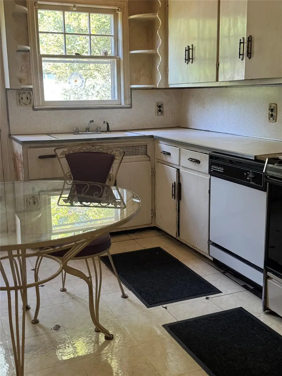 45 White Road, Scarsdale, NY 10583 - Image #3