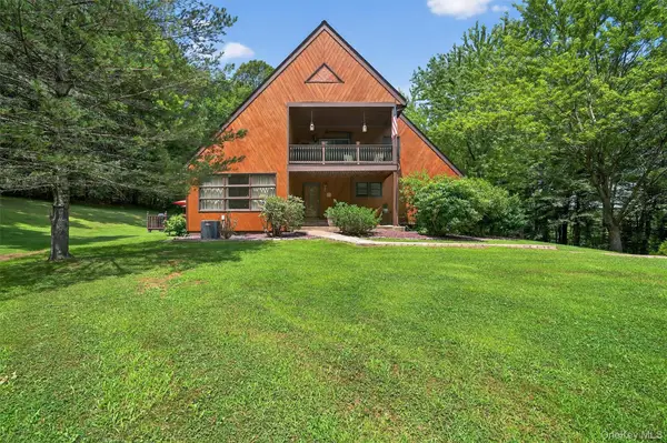 41 Hickory Hill Road, Newburgh, NY 12550