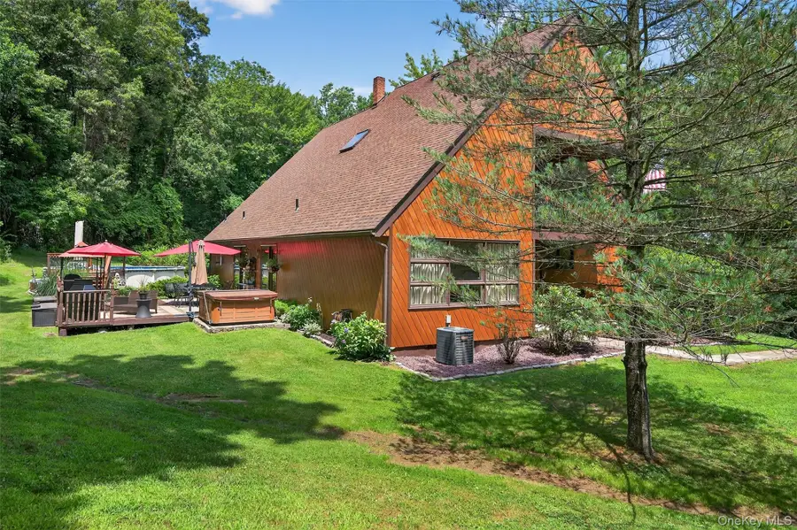 41 Hickory Hill Road, Newburgh, NY 12550 - Image #3