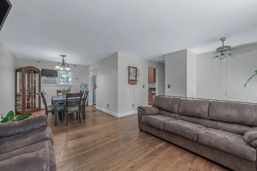 57 Rockland Avenue, West Babylon, NY 11704 - Image #3