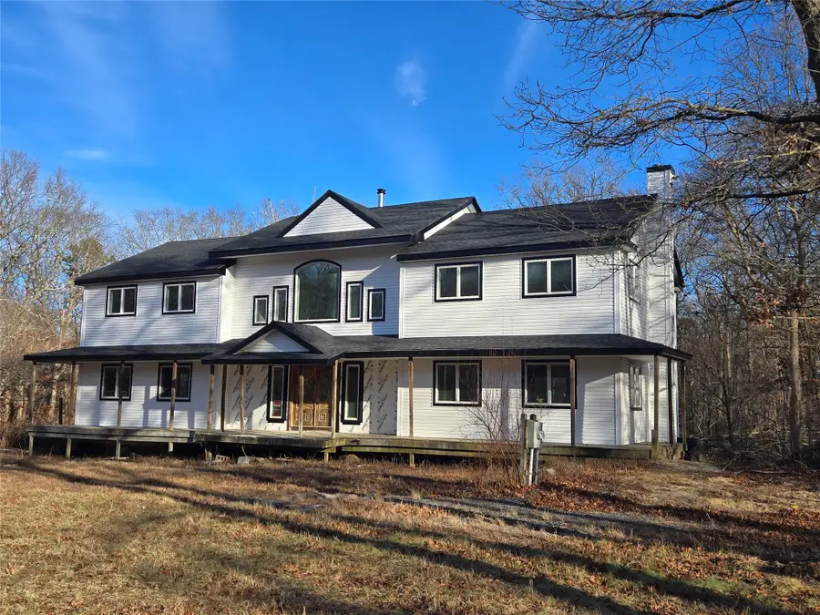 85 Smith Road, Ridge, NY 11961 - Image #2