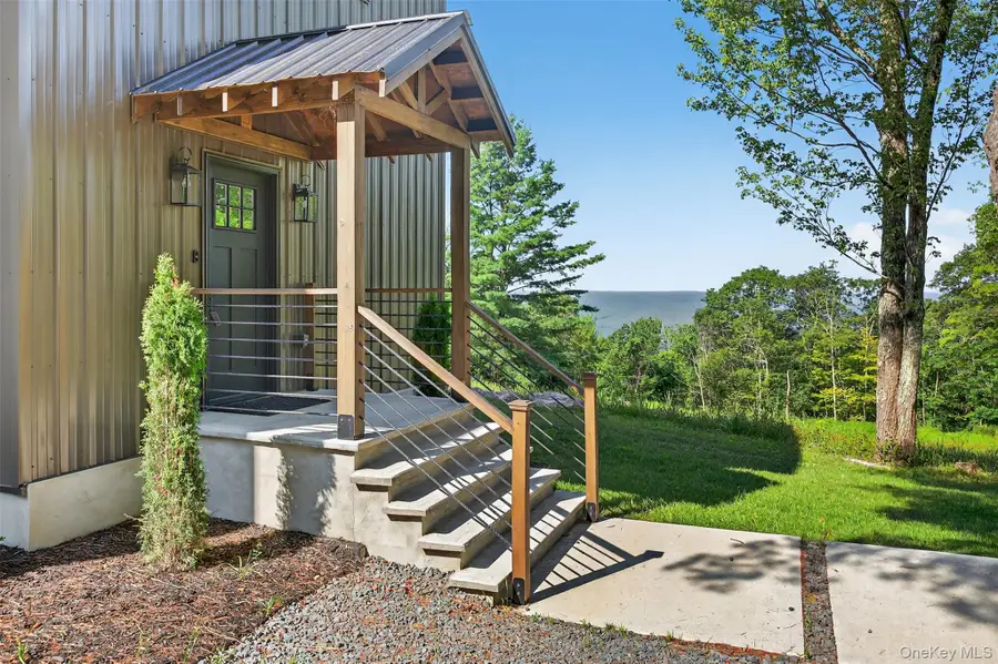 115 Schuyler Avenue, Cragsmoor, NY 12420 - Image #3