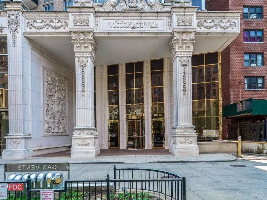 13338 Sanford Avenue #11C, Flushing, NY 11355 - Image #2