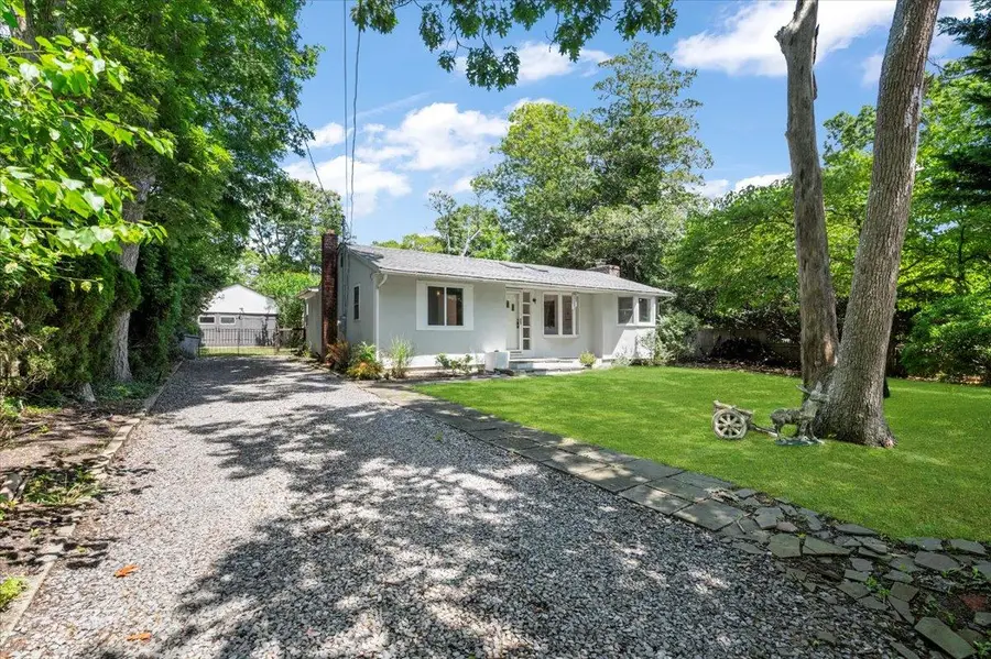 56 W Donellan Road, Hampton Bays, NY 11946 - Image #2