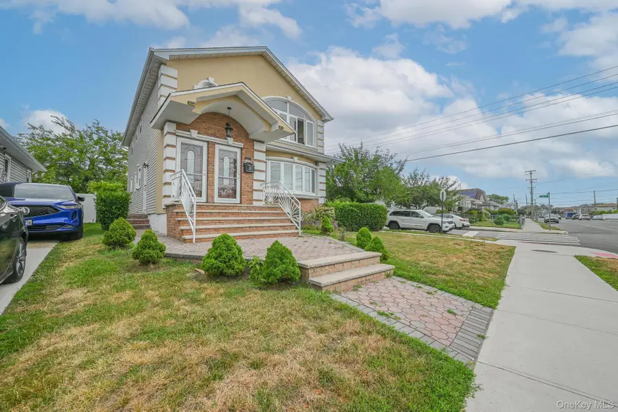 225-15 147 Avenue, Rosedale, NY 11413 - Image #2