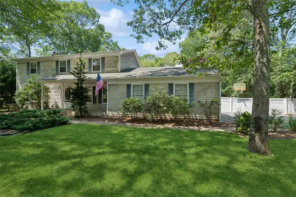 21 Windwood Court, Westhampton, NY 11977