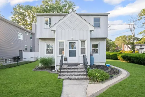 96 Thelma Avenue, Merrick, NY 11566