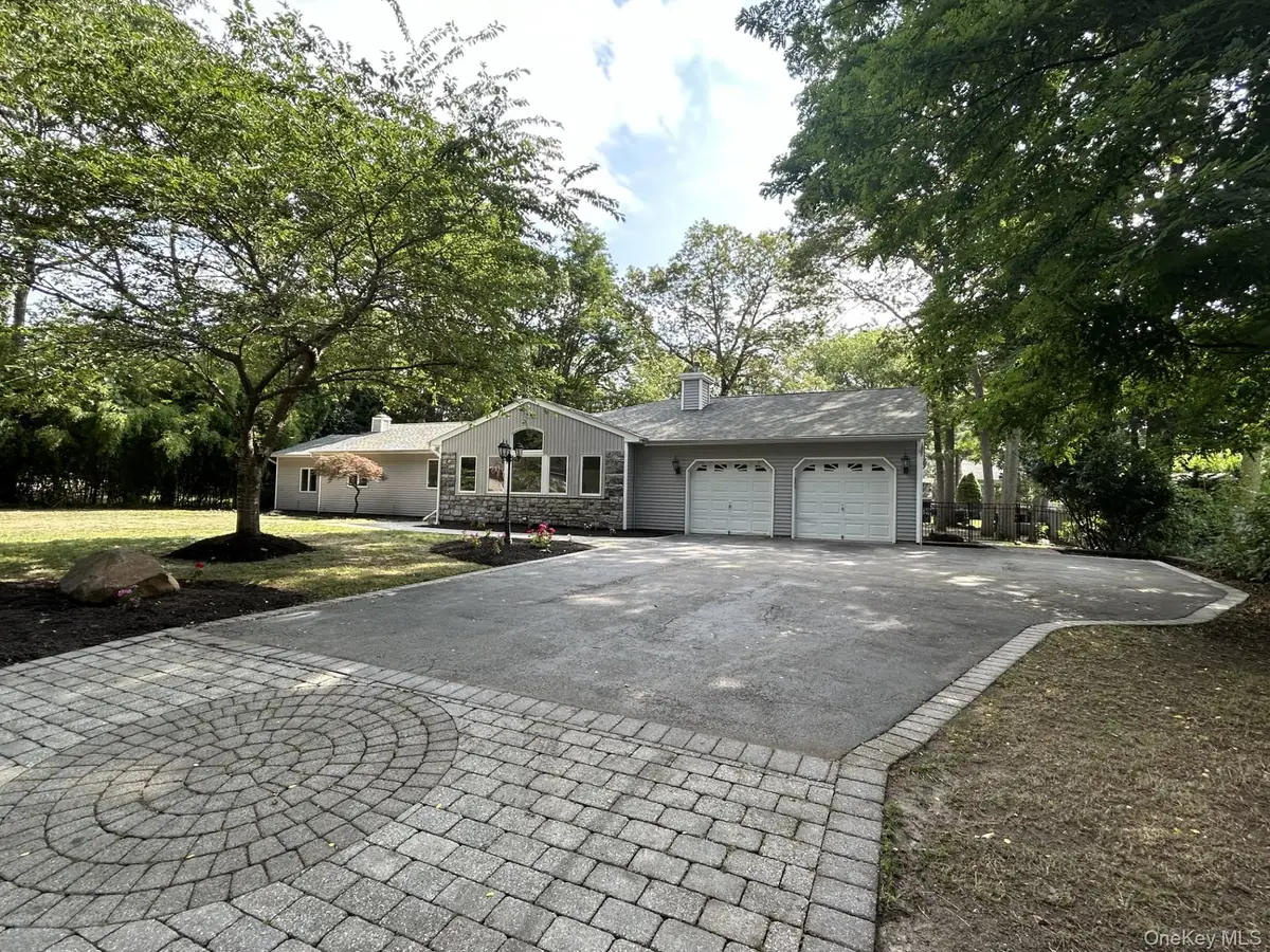 5 Poplar Court, Miller Place, NY 11764 - Image #1