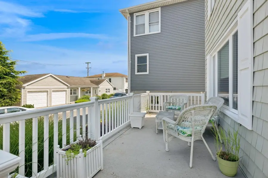 7 Vinton Street, Long Beach, NY 11561 - Image #3