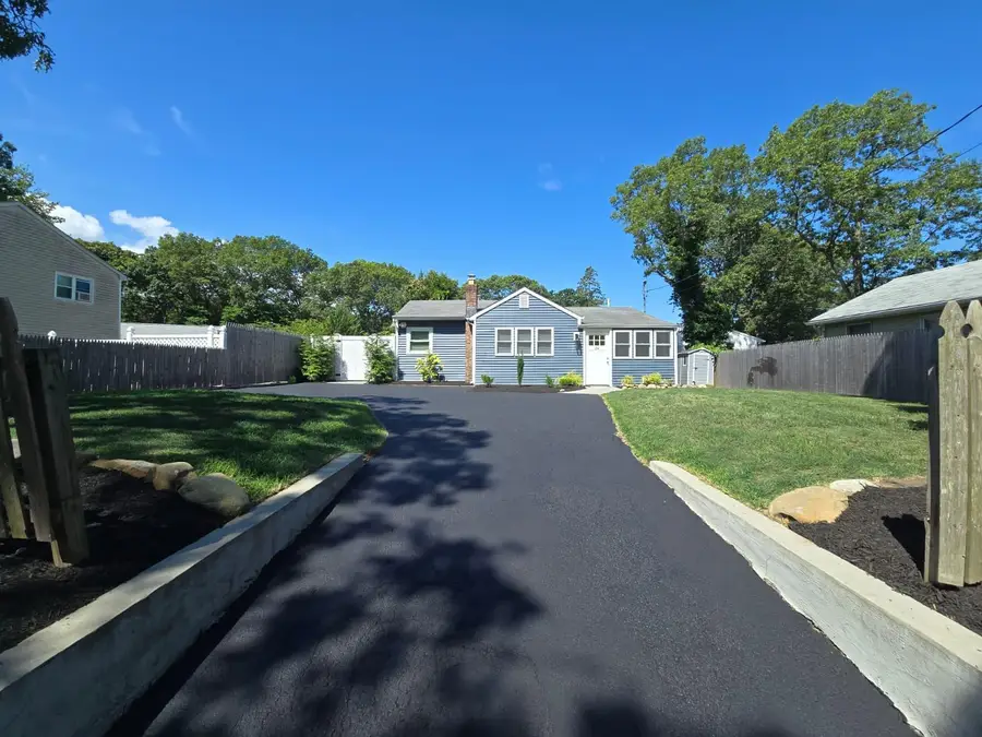 24 Malverne Road, Sound Beach, NY 11789 - Image #2