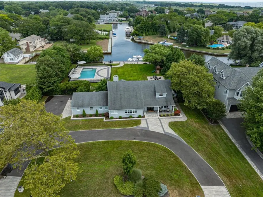 82 The Helm, East Islip, NY 11730 - Image #3