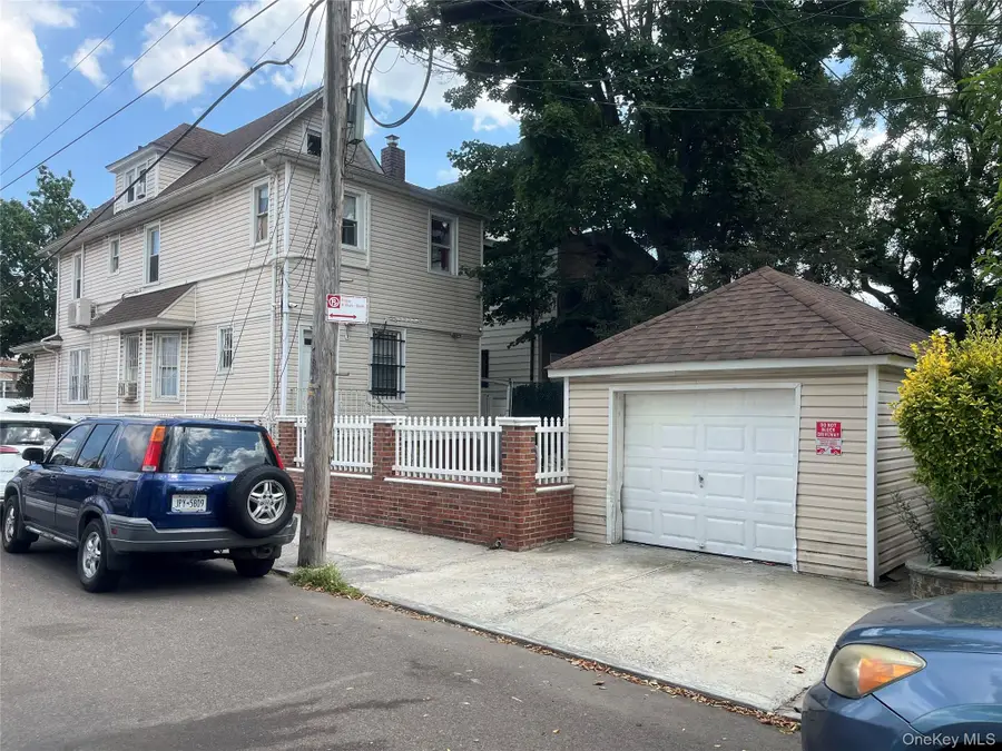 87-52 143rd Street, Briarwood, NY 11435 - Image #3