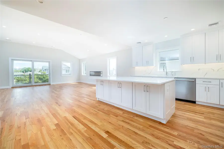 344 E Fulton Street, Long Beach, NY 11561 - Image #3