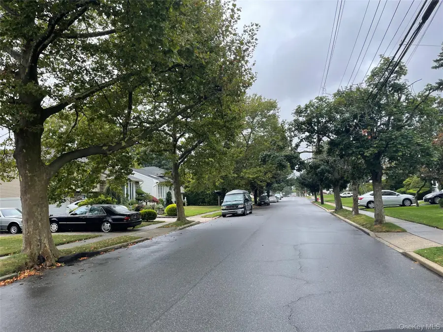 1070 Cramer Court, Baldwin, NY 11510 - Image #3