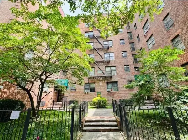 44-05 Macnish Street #2G, Elmhurst, NY 11373