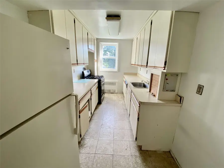 21 Fairview Avenue #525, Eastchester, NY 10707 - Image #3