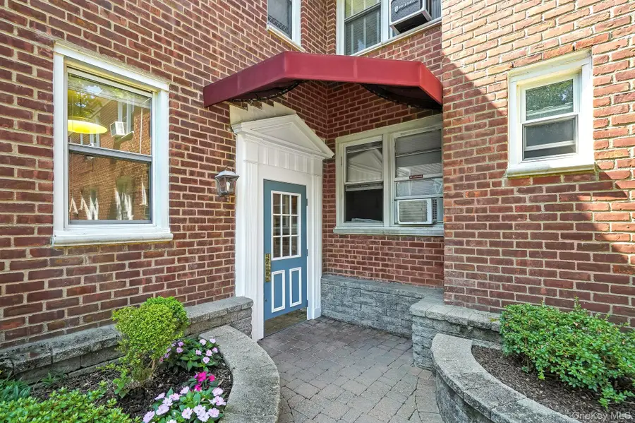 3 Bryant Crescent #1B, White Plains, NY 10605 - Image #3