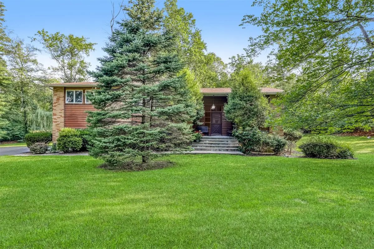 2 Olympia Lane, Monsey, NY 10952 - #1