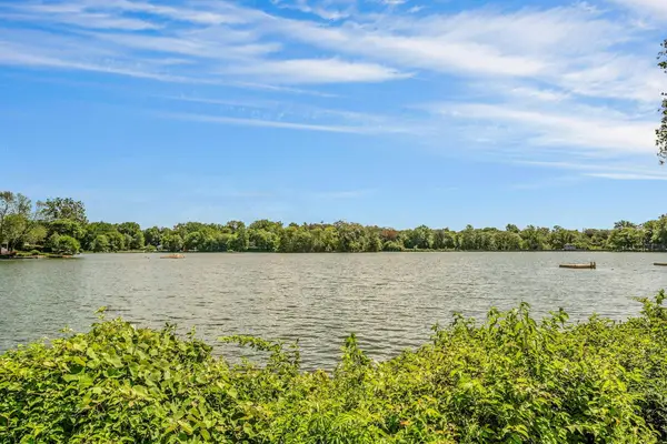 1209 California Road #1R, Eastchester, NY 10709