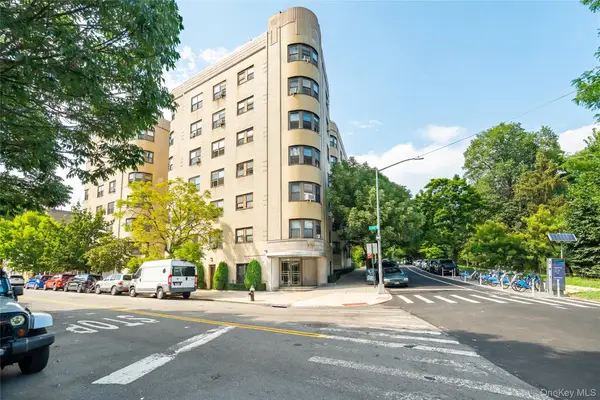 190 E Mosholu Parkway S #4G, Bronx, NY 10458