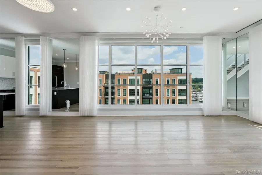 100 Garvies Point Road #1304, Glen Cove, NY 11542 - Image #2