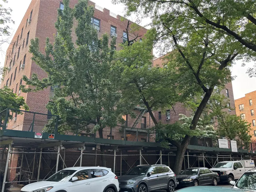 14021 Burden Crescent #107, Briarwood, NY 11435 - Image #3