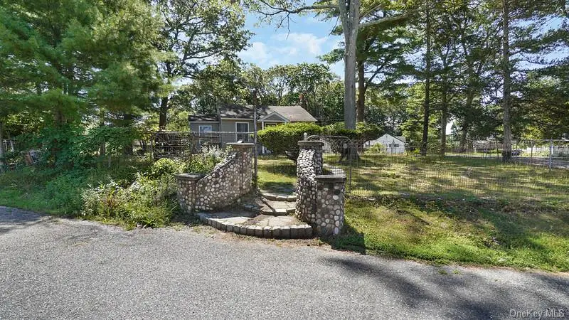 59 Curtis Drive, Sound Beach, NY 11789 - Image #2