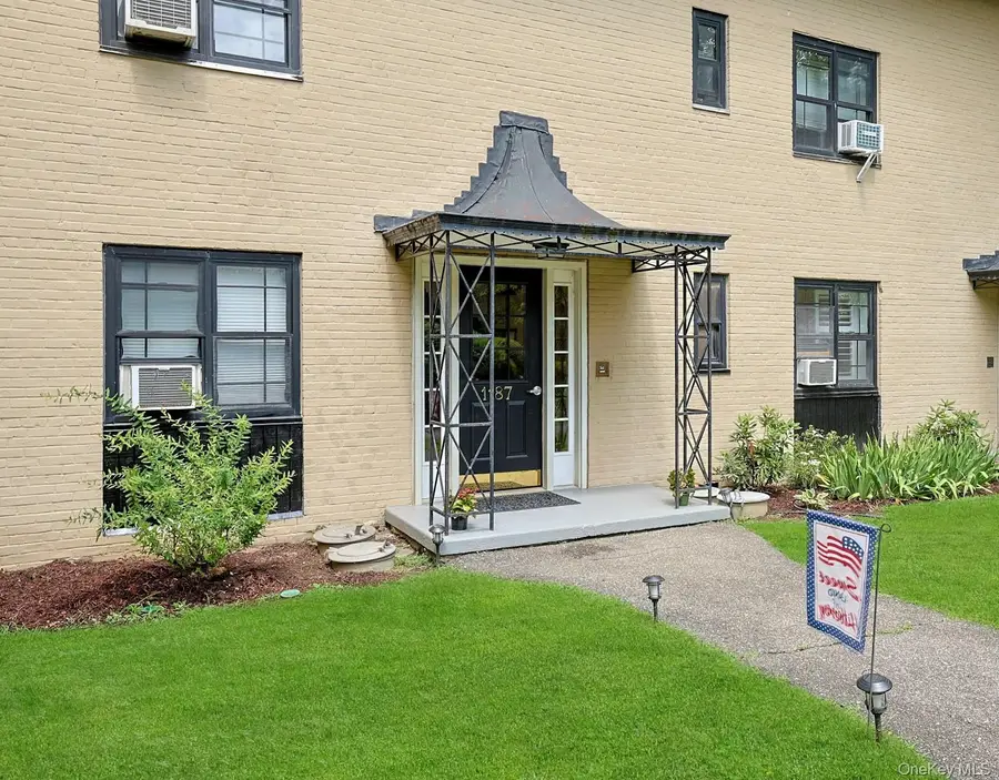 1187 California Road #1R, Eastchester, NY 10709 - Image #3