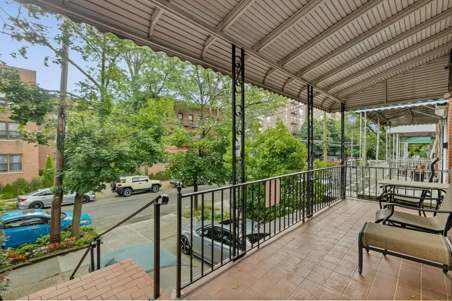 2129 Muliner Avenue, Bronx, NY 10462 - Image #2