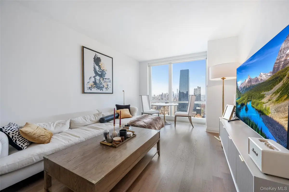 460 W 42nd Street #57G, Manhattan, NY 10036 - Image #1