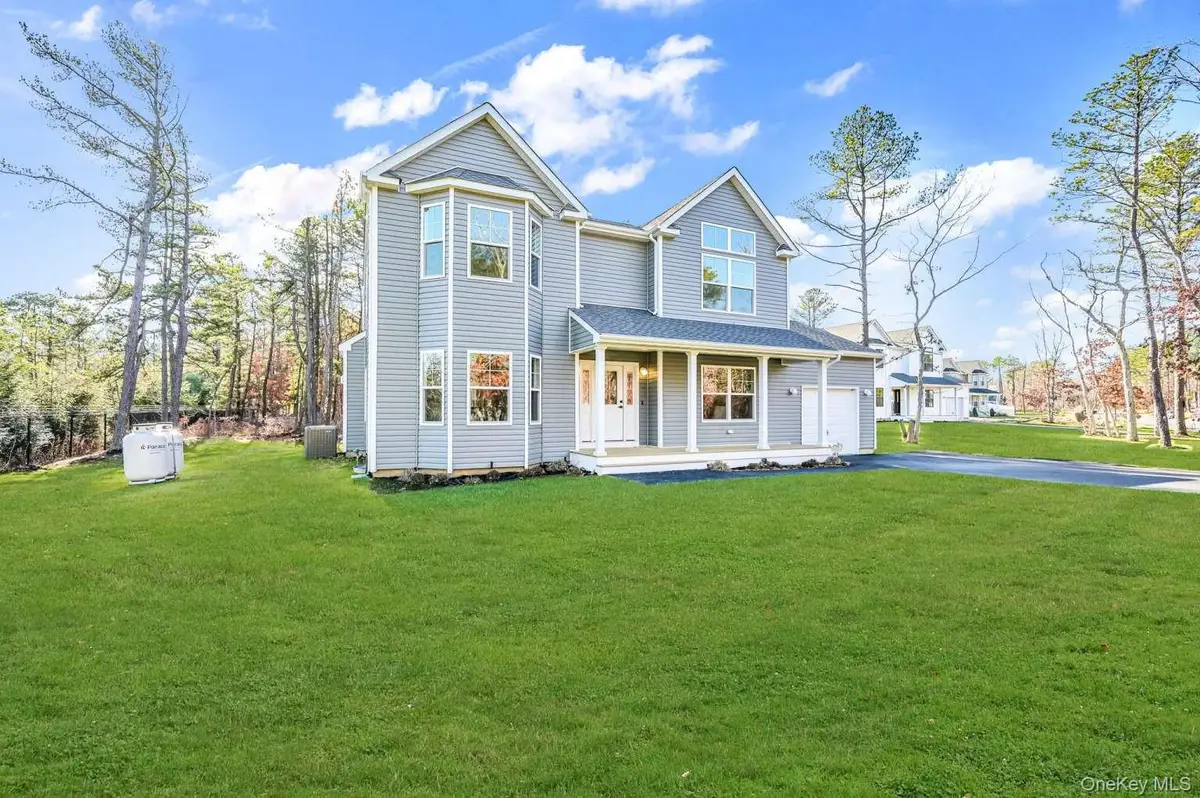 2 Mill Lane, Medford, NY 11763 - Image #1