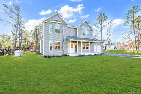 2 Mill Lane, Medford, NY 11763