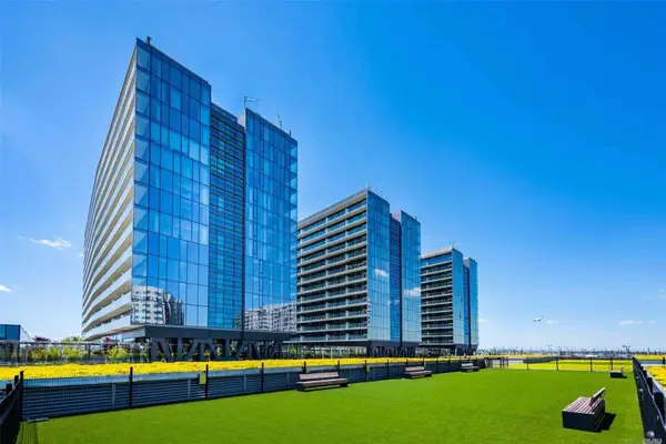 131-05 40 Road #11M, Flushing, NY 11354