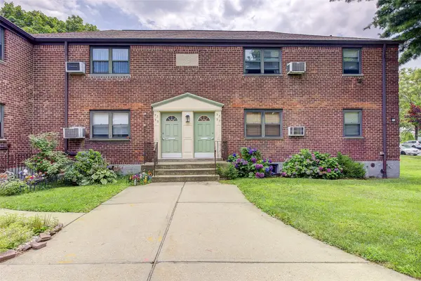 57-55 244 Street #7F (1st Floor), Douglaston, NY 11362