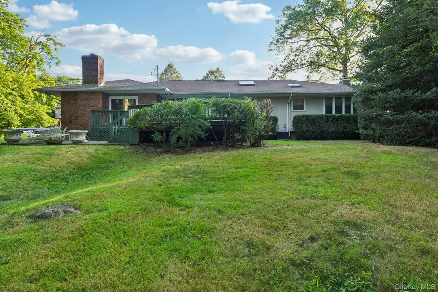 22 Reynolds Road, Glen Cove, NY 11542 - Image #3