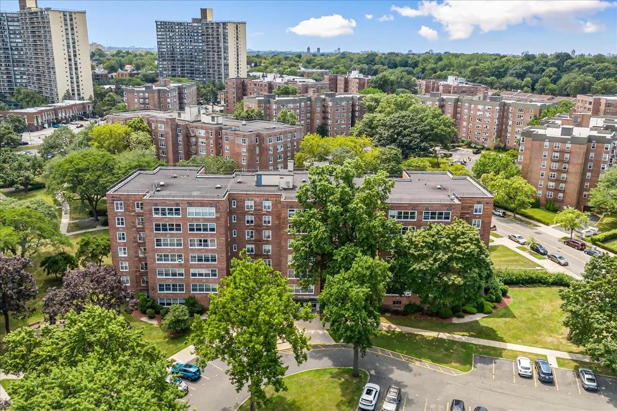 211-10 18th Avenue #2J, Bayside, NY 11360 - Image #1