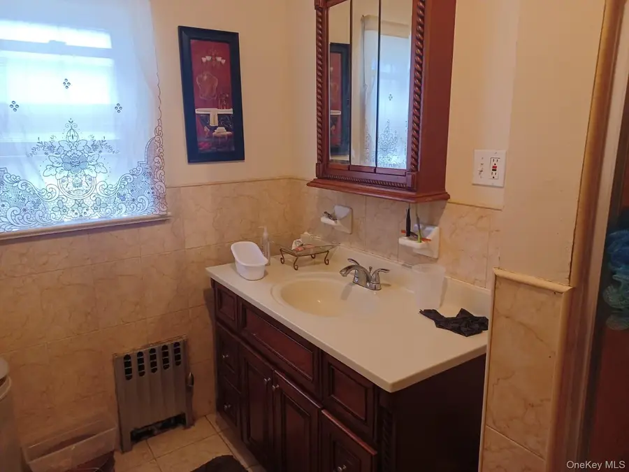 17710 Troutville Road, Jamaica, NY 11434 - Image #3