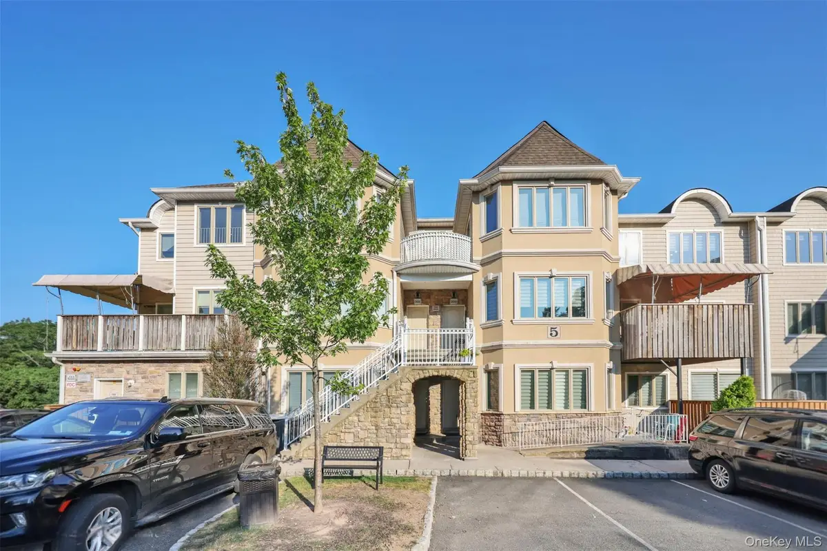 5 Rose Garden Way #302, Monsey, NY 10952 - #1