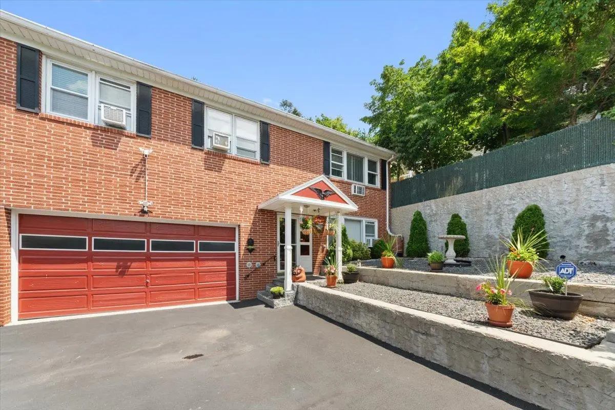 2 Greystone Terrace, Yonkers, NY 10701 - Image #1